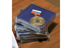 Медали «70 лет образования Углегорского района» нашли своих хозяев на второй день празднования Дня города Углегорска