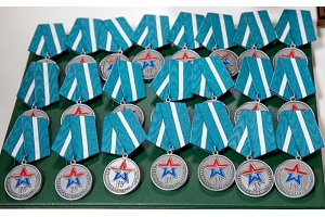 В Южно-Сахалинске впервые в истории региона вручили медаль "Сахалинская область — фронту"