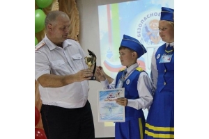 Школьники из Углегорска примут участие во всероссийском этапе конкурса "Безопасное колесо"